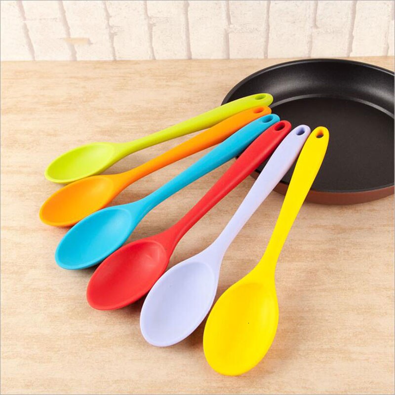 Household Silicone Spoon Heat Resistant Easy To Clean Non-Stick Spoons Kitchenware Salad Spoon Kitchen Scoop Tableware Tools