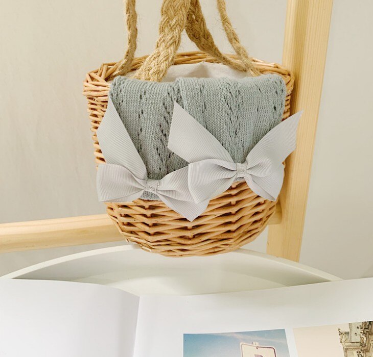 Ademende meisjes mesh kousen herfst kinderen zoete stijl effen kleur strik decoratie holle sokken tot halverwege de kuit