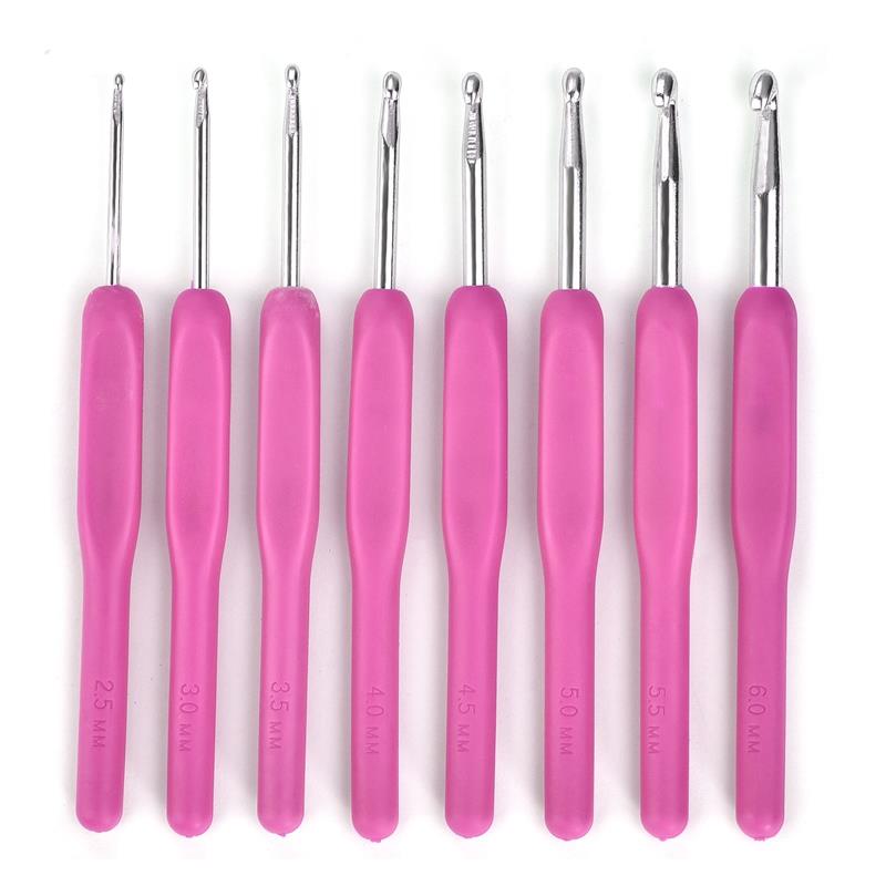 8 Uds. Tamaño mixto 2,5mm-6mm gancho de ganchillo tejido de punto hilo artesanía aguja de tejer mango de plástico ganchos de tejer agujas herramientas de Navidad