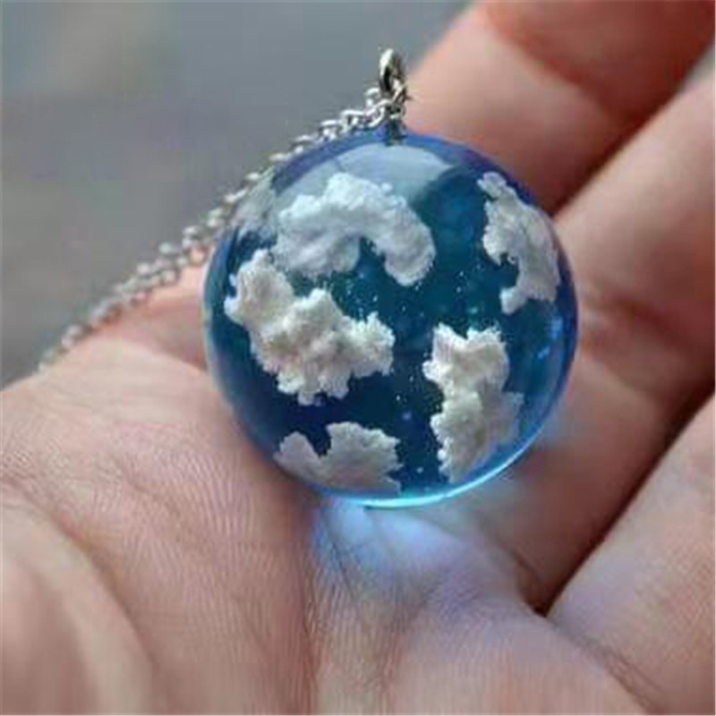 Handmade Blue Sky White Cloud Transparent Spherical Resin Pendant Clavicle Chain Necklace Necklaces Pendants Christmas