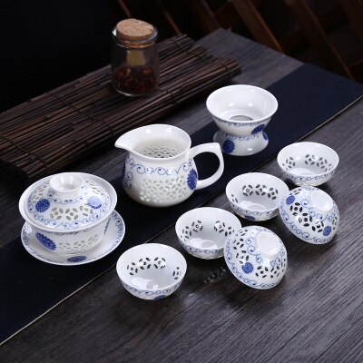 Exquisite Peony Automatic Tea Set Blue and White Ceramic Porcelain Hollow Honeycomb Tea set Teapot Teacup Gaiwan Tea Sets Suit: B