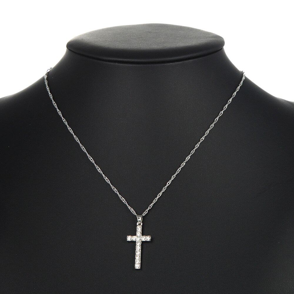 Mode Vrouwelijke Kruis Hangers Rhinestones Crystal Jesus Cross Hanger Collier Sieraden Voor Mannen/Vrouwen