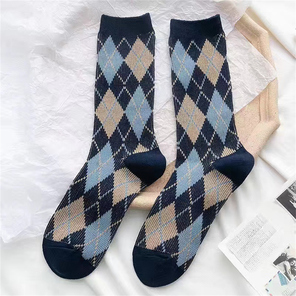 Skarpety damskie jesienne nowe skarpetki modna w kratę bawełniana styl Preppy szczęśliwy zwykły skarpety z dezodorantem skarpetki damskie wysokiej jakości Dropship: marynarka wojenna