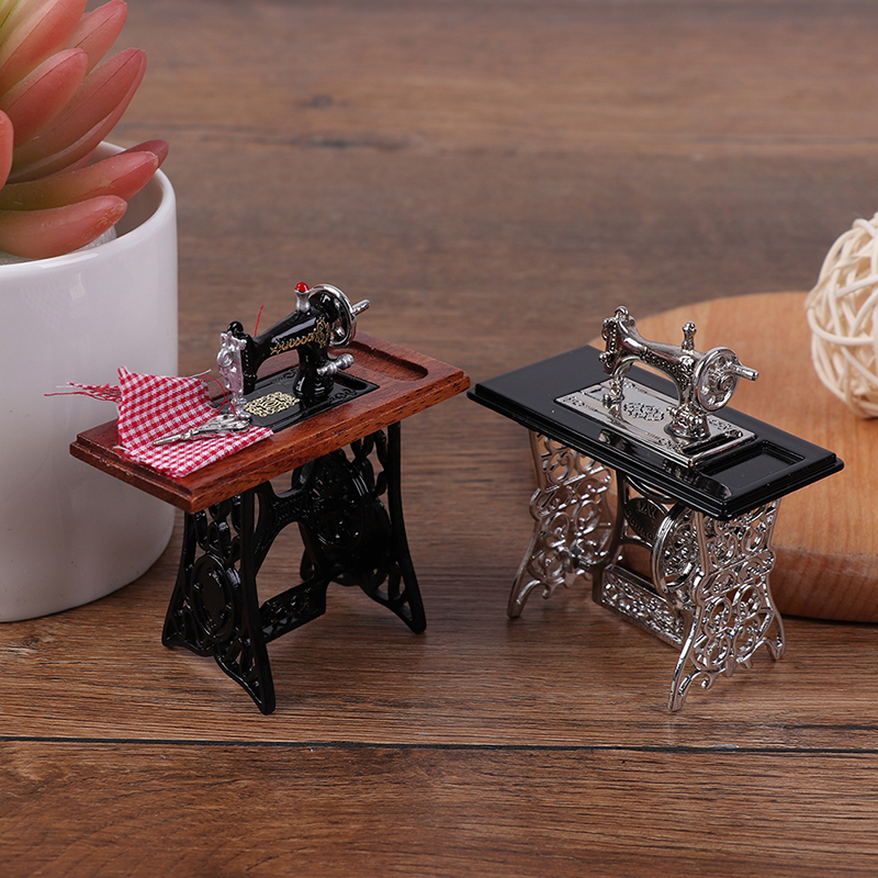 1:12 Poppenhuis Decor Miniatuur Meubels Houten Naaimachine Met Draad Schaar Accessoires Voor Poppenhuis Speelgoed Voor Meisjes