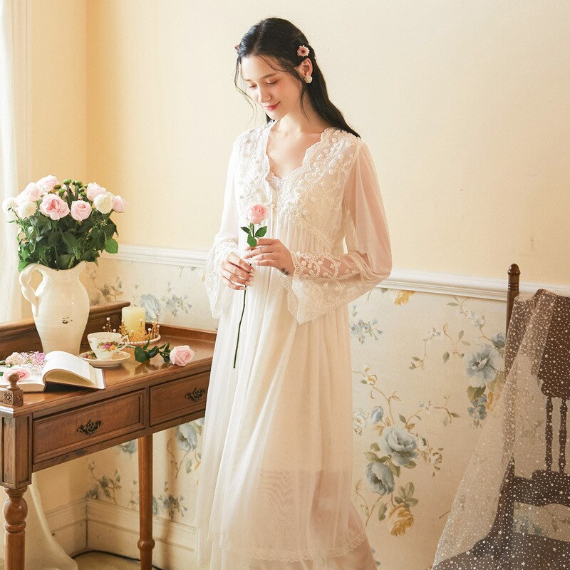 2pcs Lace Long Robe Lady White Robe and Slip For Women Sleepwear Bride Nightgowns Court Style Princess Dress Autumn Sleep Dress: White / L