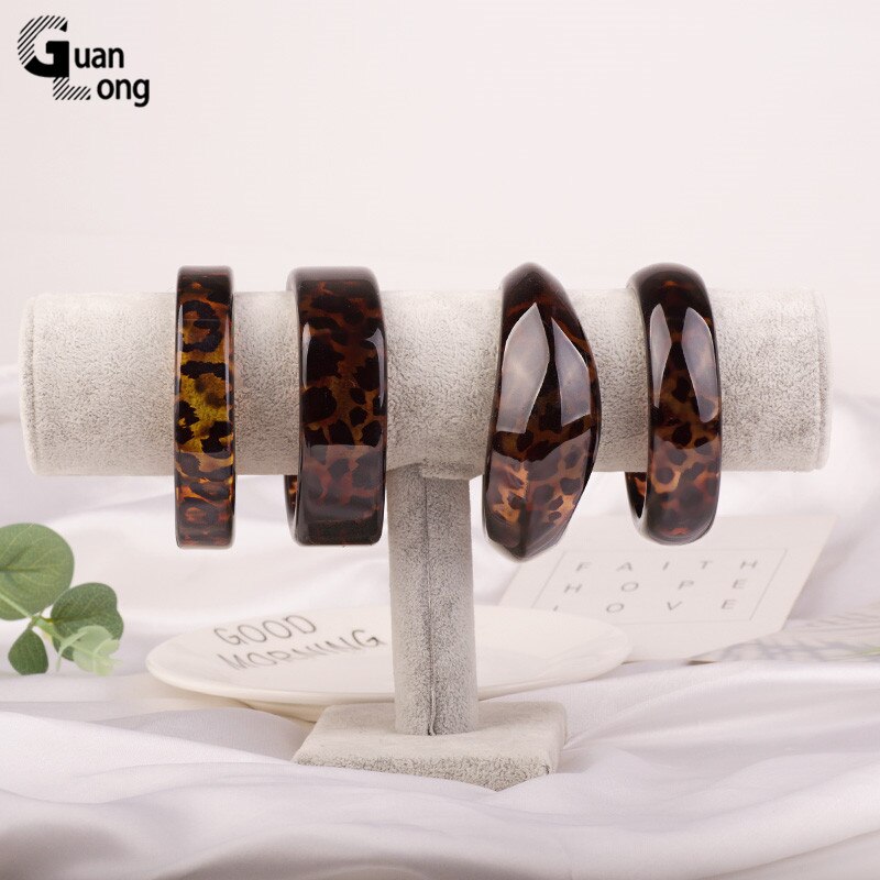 Guanlong klasyczny moda żywica mankietów bransoletki bransoletki dla kobiet wzór w cętki akrylowe szerokie geometryczne bransoletki urok biżuterii