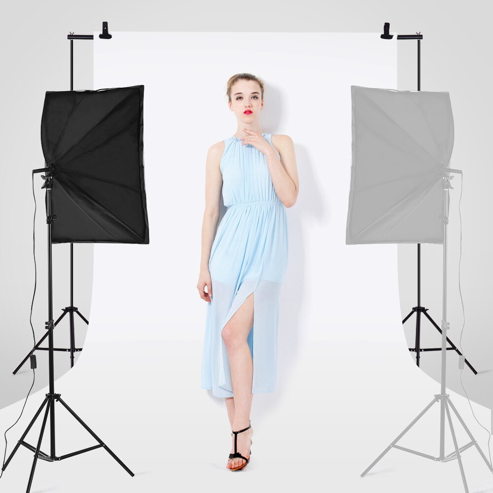 Studio Photography Light Kit Including 50*70cm Softboxes with 150W 5500K Light Bulbs Light Stand Carry Bag