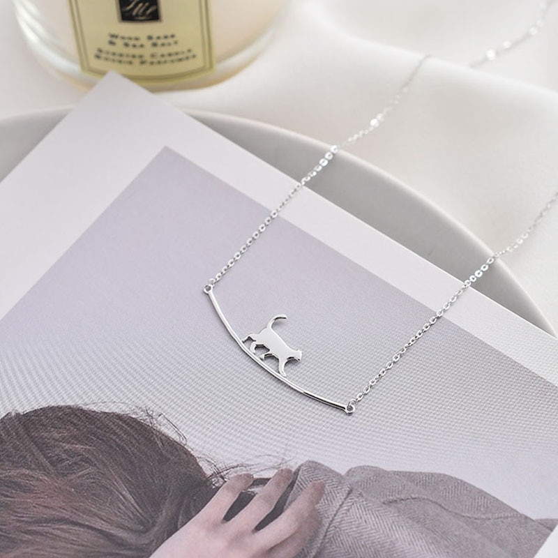 ANENJERY Lovely Silver Color Cat Curve Pendant Necklace for Women Animal Necklace Jewelry S-N685