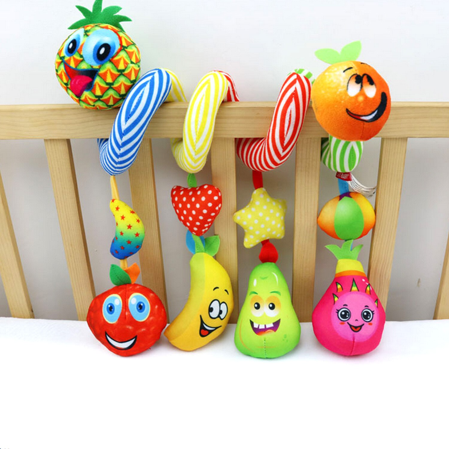 Leuke Fruit Vorm Baby Kinderwagen Crib Opknoping Spiraal Pluchen Speelgoed Met Muziek Doos Rattle Rimpeluitvoering Papier Squeakers Voor Pasgeboren Jongens meisjes