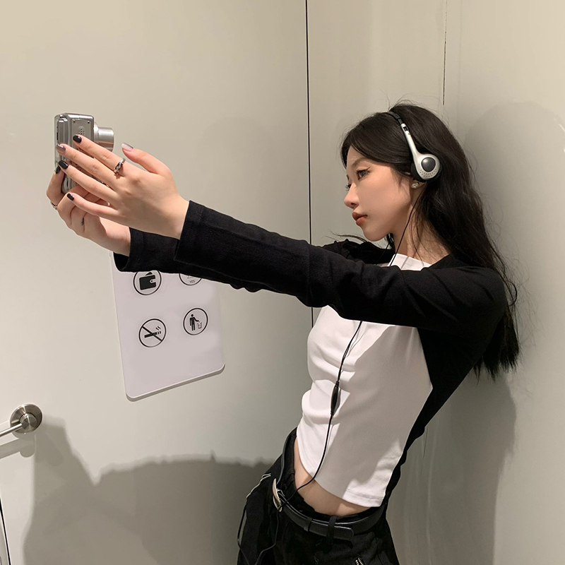 1 stks Retro Klassieke Headset Muziek Mp3 Walkman Retro Gevoelens Draagbare Bedrade Kleine Koptelefoon Sport Mode Foto Props