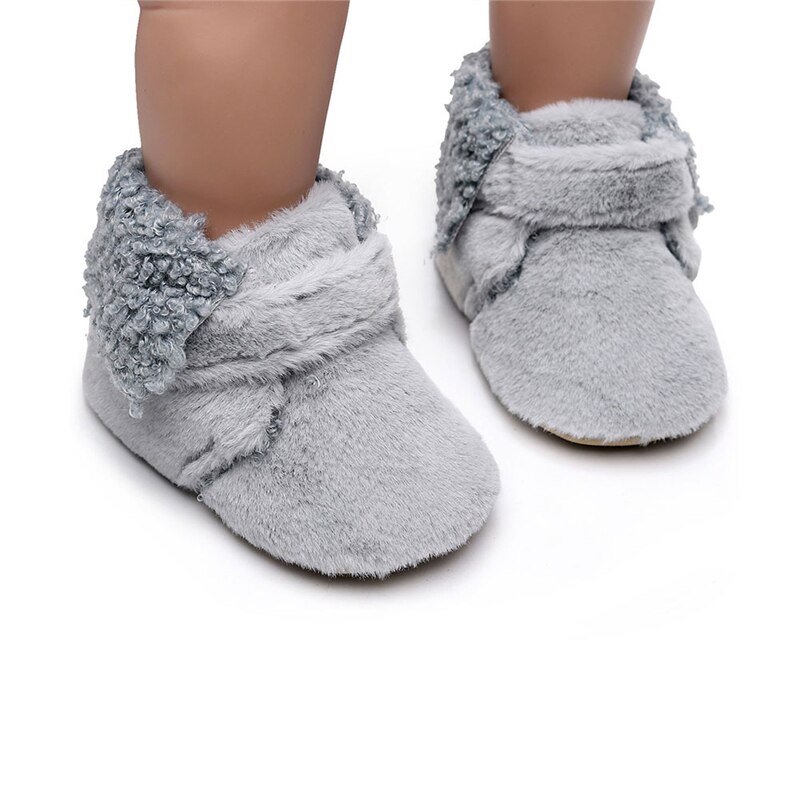 Baby kinderen winter bont wieg schoenen zachte zool pluche gevoerde pantoffels peuter eerste loopschoenen antislip bodems warme schoenen