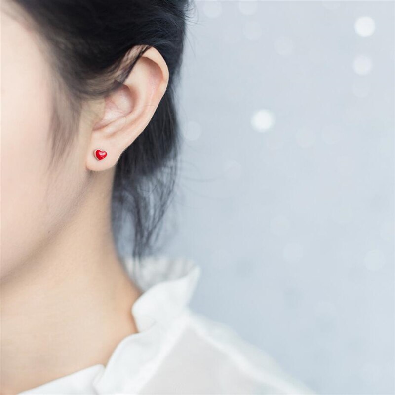 Pendientes de plata de ley 925 con forma de corazón rojo, pendientes de tuerca femeninos con personalidad, sin alergia, de Corea, SEA205