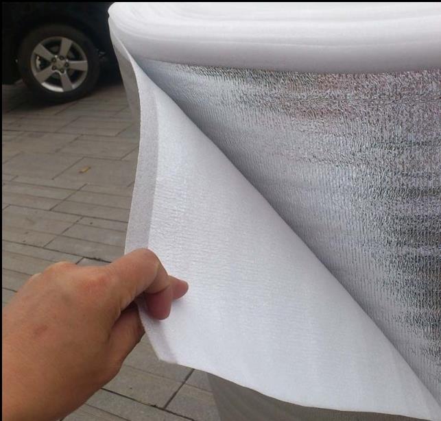 Thickness 5mm Aluminum foil reflective film bubble cotton, food, floor, roof insulation material,Moistureproof , shockproof