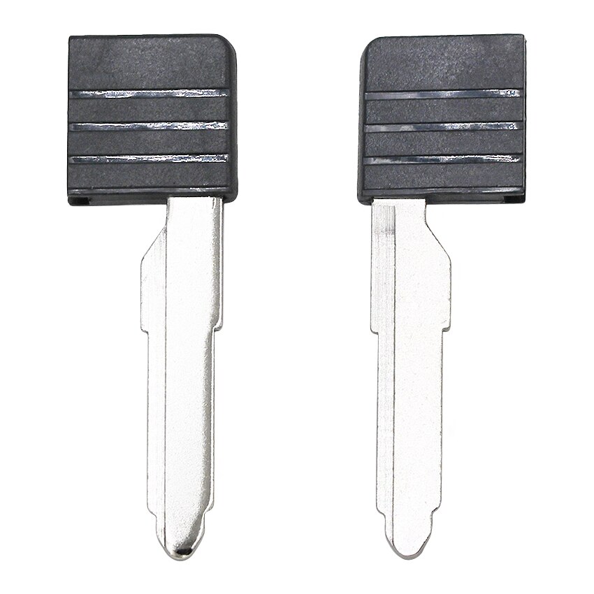 Smart Card Emergency Key Blade Maz13 Blank Insert Key with / without 4D63 80bit Chip for Mazda 5 6 CX-7 CX-9 MX-5 Miata RX-8