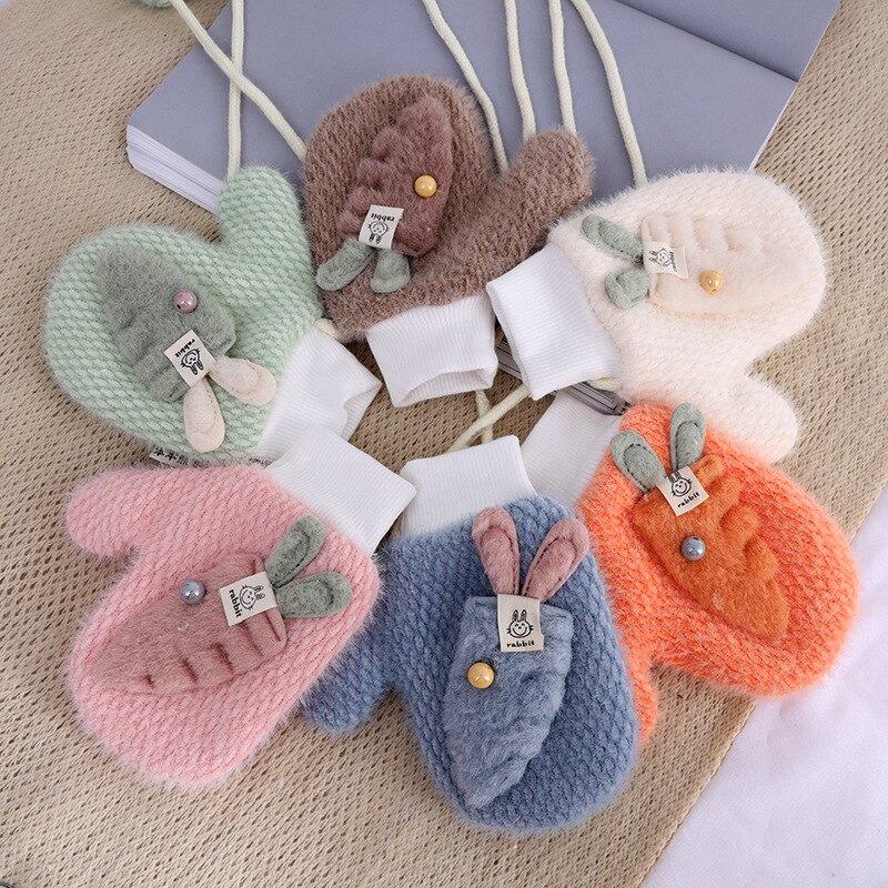 Winter Velvet Hanging Neck Warm Children'S Gloves 5-9 Years Old Pupils Carrot Cartoon Men And Women Mittens