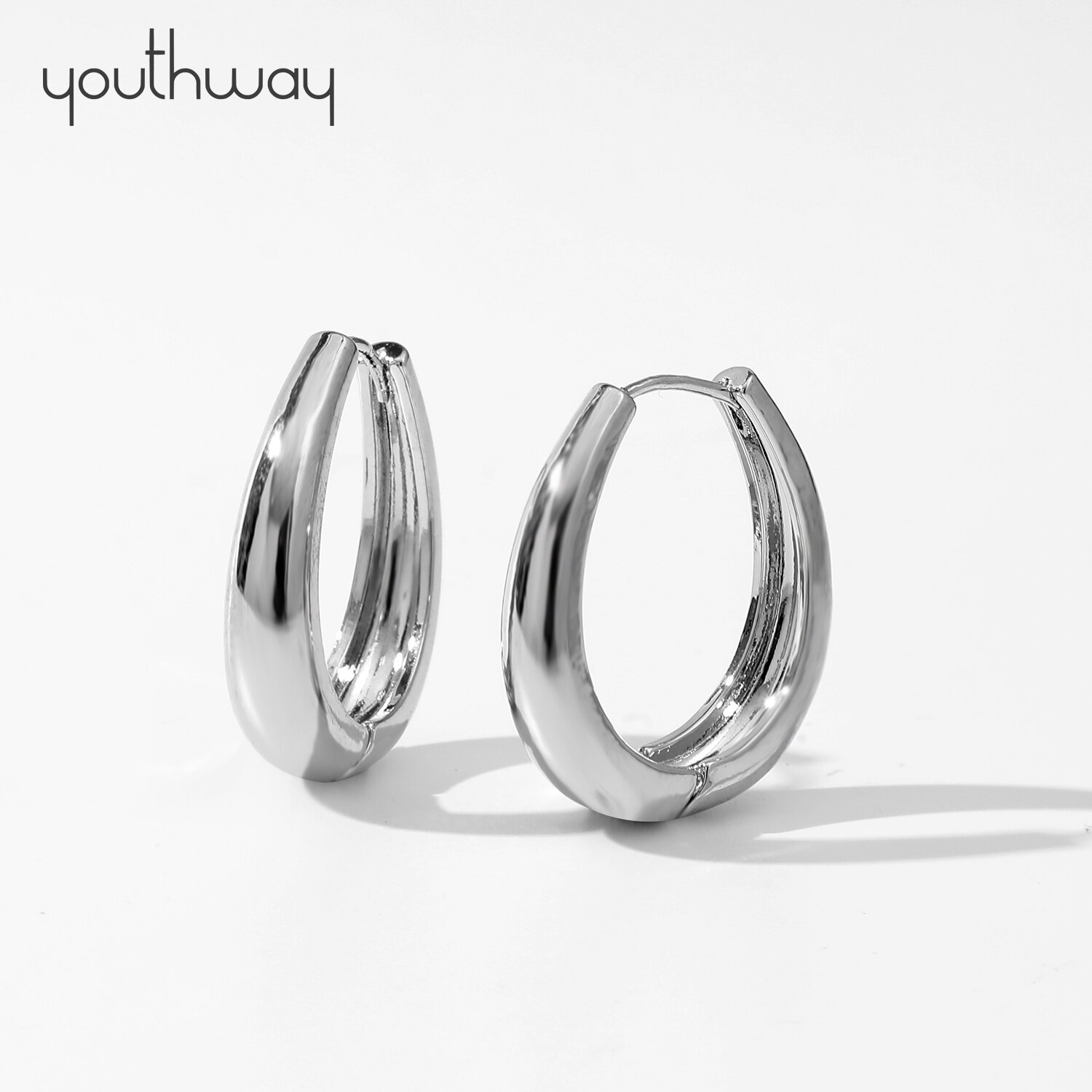 Cool SIlver Color Brass Hoop Earrings for Women Hollow Shape Chunky Huggie Statement Earring Jewelry