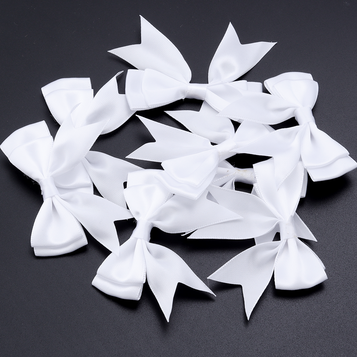 10 stks/partij Satijnen Lint Strikken Leuke Kleurrijke Dacron Dubbellaags Strik Boog Bloem Voor DIY Craft Kleding Decoratie Accessoires: NICKEL