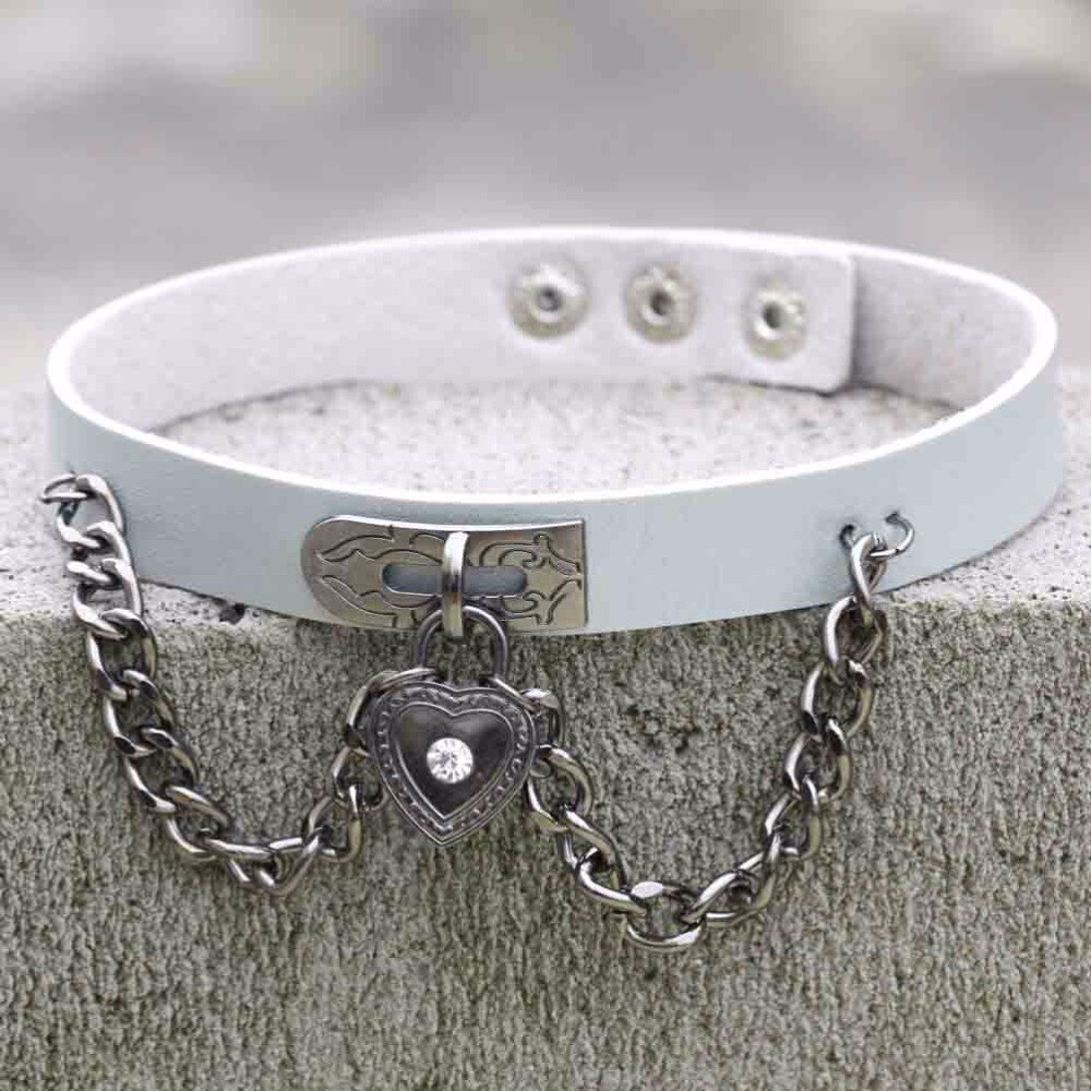 PU leather choker heart accessories Cool vintage necklace women Handmade Choker Necklace Goth Jewelry