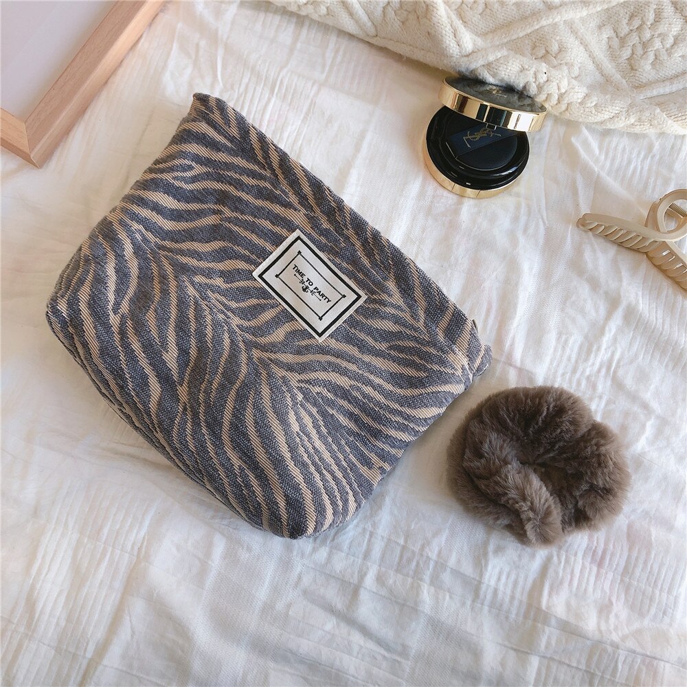 Large Women Zebra Pattern Cosmetic Bag Canvas Waterproof Zipper Make Up Bag Travel Washing Makeup Organizer Beauty Case