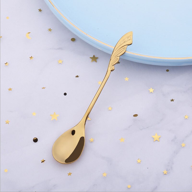Japanese-style stainless steel coffee spoon dessert series set home kitchen rose four-leaf clover cartoon spoon: Golden wings