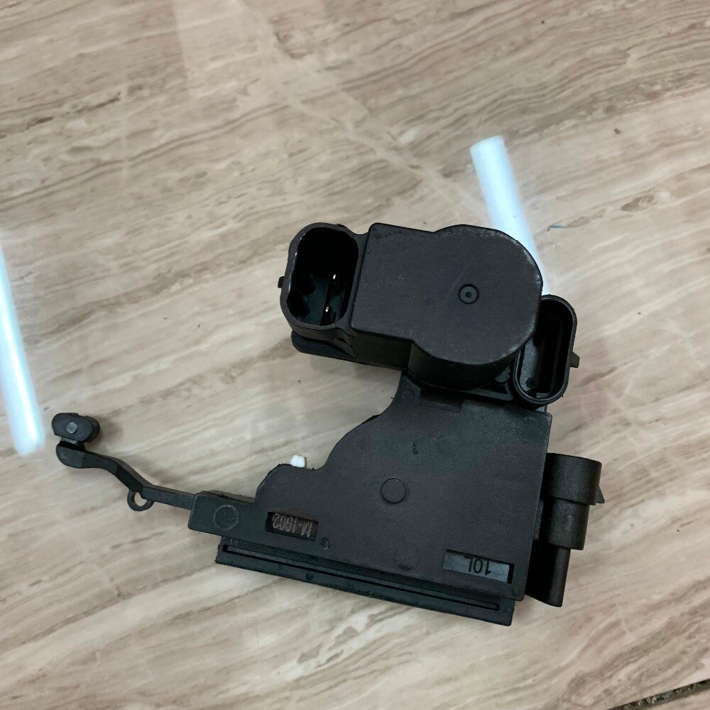Actuador de cerradura de puerta delantera izquierda para Chevy Aveo Pontiac G3 96272638 9044508 90766594