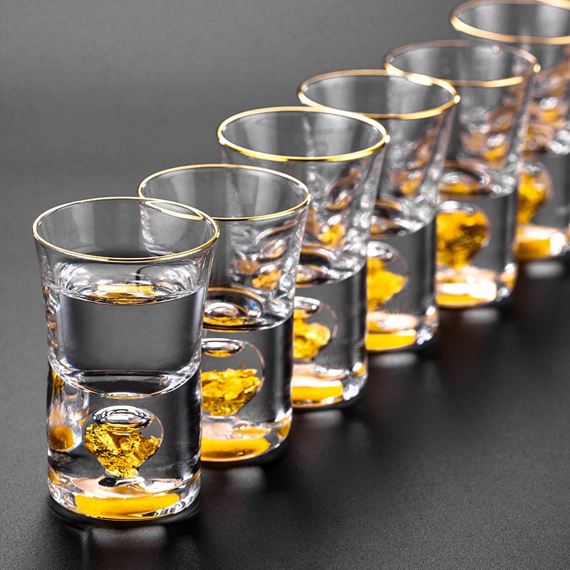 Førsteklasses manuelt krystallskuddsglas bygd i rent gullgullblad brennevin brannvann mini vinkopper vindelerboks