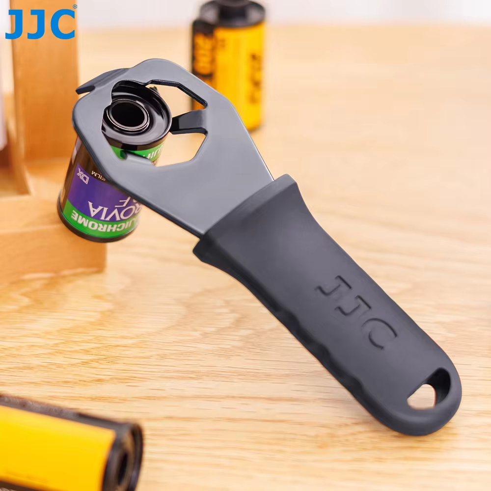 JJC 35mm Film Retriever Film Picker voor 35mm Cassettes Veilige Films Extract Film Zuigmond voor 35mm 120 Film Negatieve Film Tool: Goud