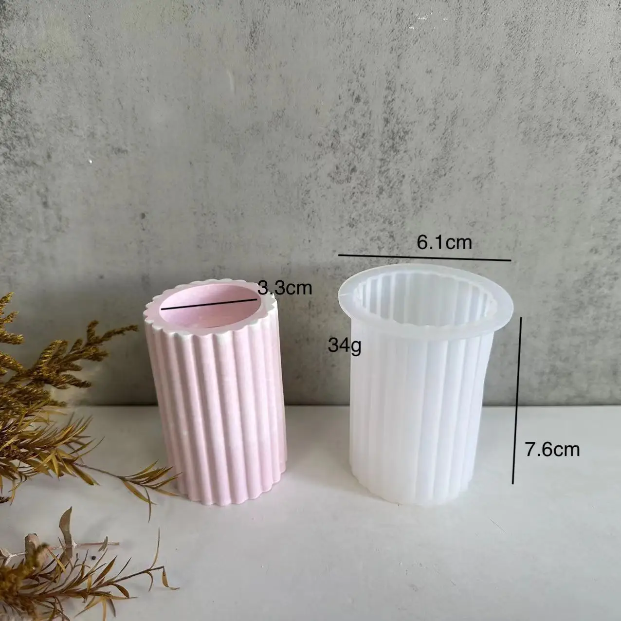 Striped Candlesticks Cement Silicone Mold DIY Cement Plaster Round Candle Holder Tray Pottery Mould Home Decor Candle Jar Making: light yellow