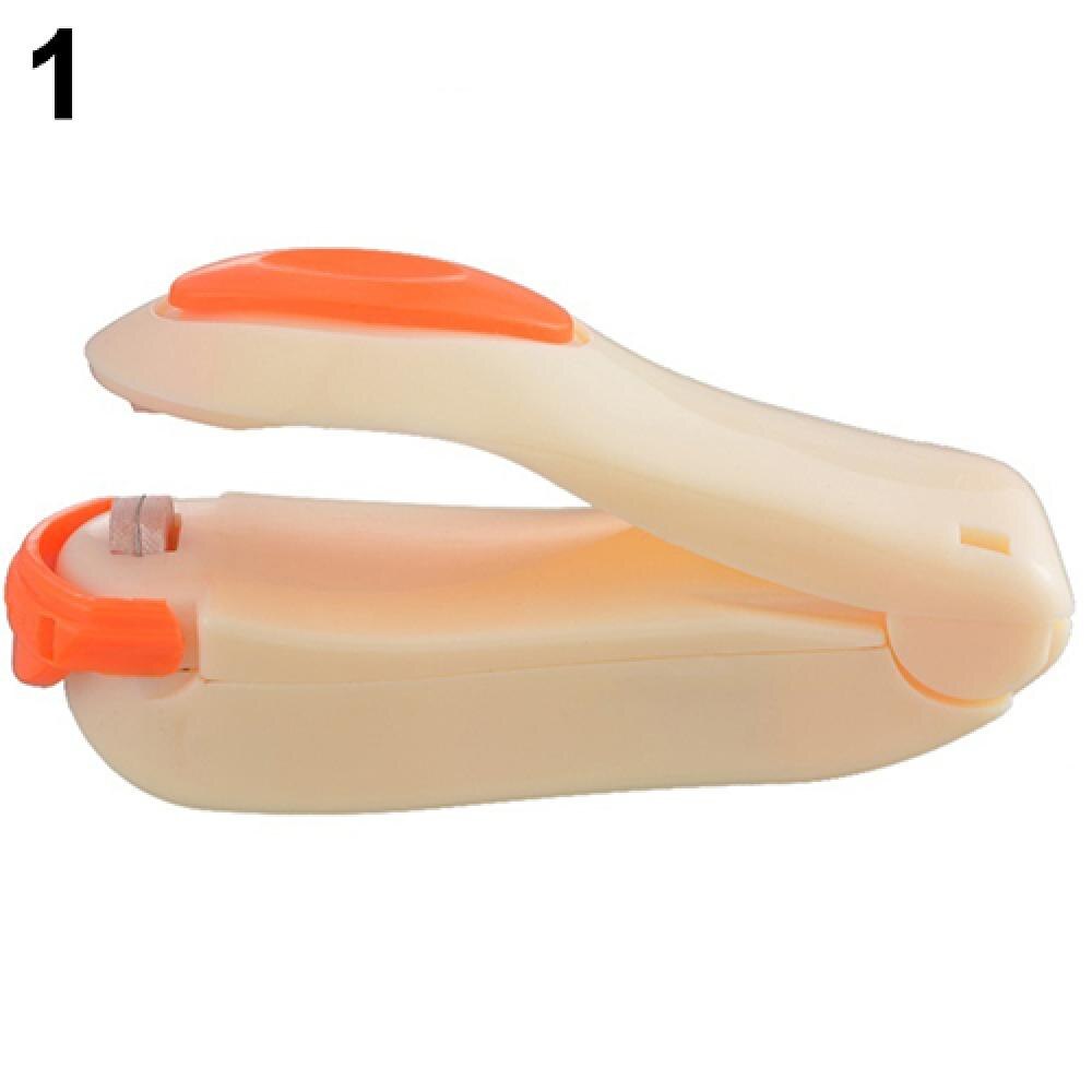 1 Pcs Mini Bag Sealer Kitchen Tools Magic Cute Heat Sealing Machine Impulse Sealer Seal Packing Sealer Plastic Bag bag clips: Beige