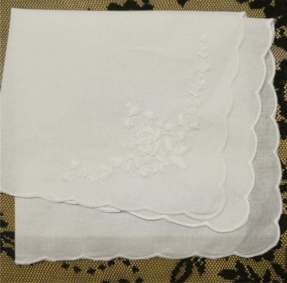Set  of 12 vita bomull dam näsdukar 12- tums bröllopsnäsduk kvinnor näsduk med scallooed kanter &amp; broderade blommor