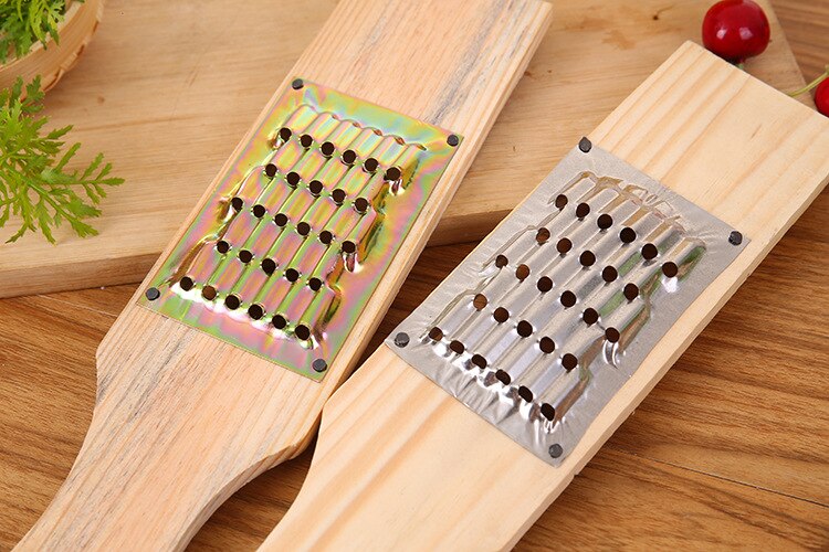 1PC Karotten Reibe Holz und Edelstahl Kartoffeln Reibe Zwiebel Schneidemaschine Obst Gemüse Werkzeuge Küche Spielereien OK 0763