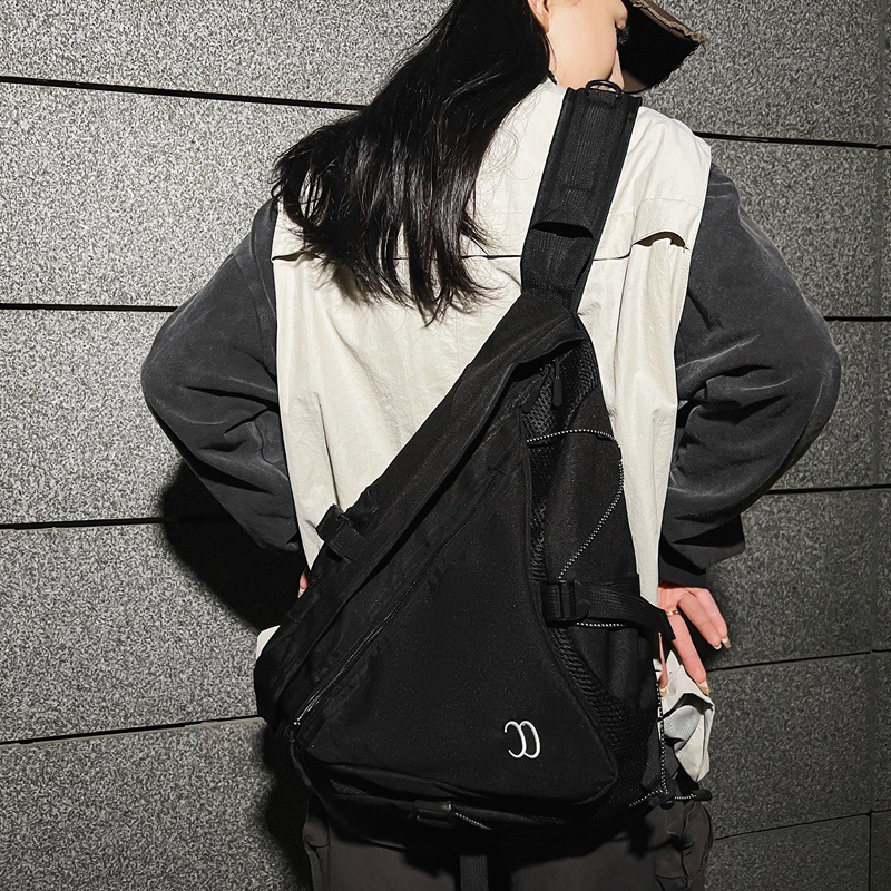Wielofunkcyjna torba na ramię Punk Hip Hop Mężczyźni Kobiety Techwear Wodoodporna torba na ramię Outdoor Motocyklowy plecak na jedno ramię