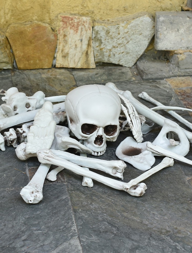 Halloween Skeleton Bones 28 pieces Halloween Prop Skeleton Skull Haunted House Horror prop Party Decorations Tricky Bones Skull