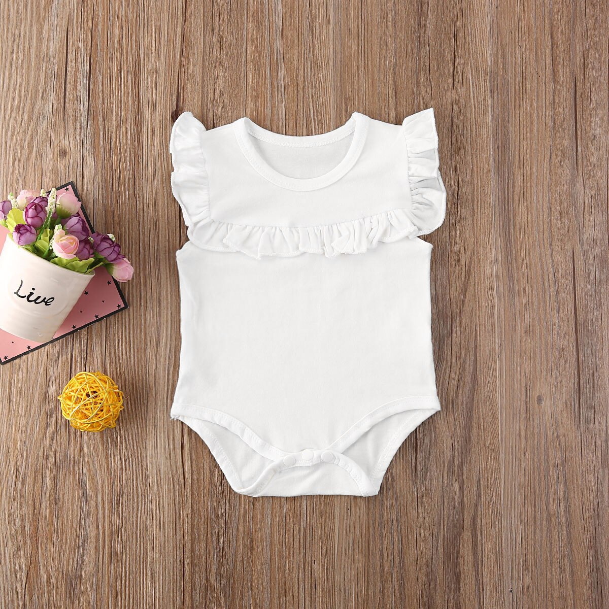 Bebis sommar kläder nyfödd bebis kläder volang ärmlös body solid playsuit jumpsuit outfits soldräkt