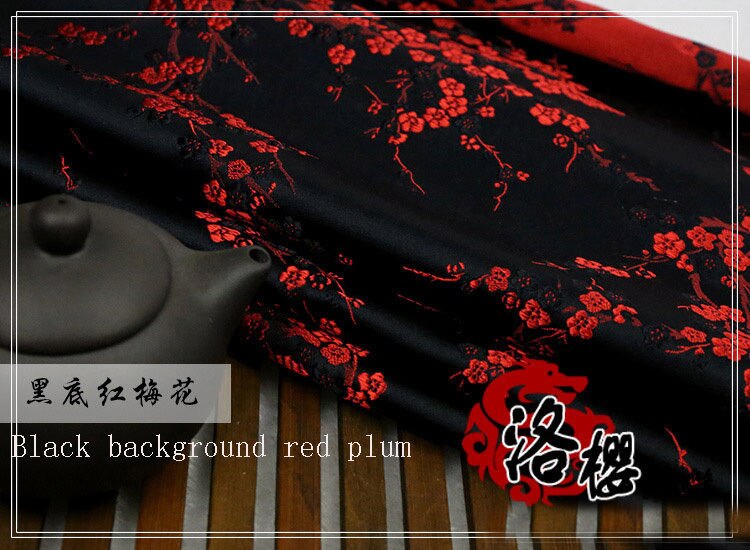 Tyk kinesisk damask kostume kjole kapper qipao tøj kimono satin blomme jacquard brokade stoffer: Rød blomme og sort