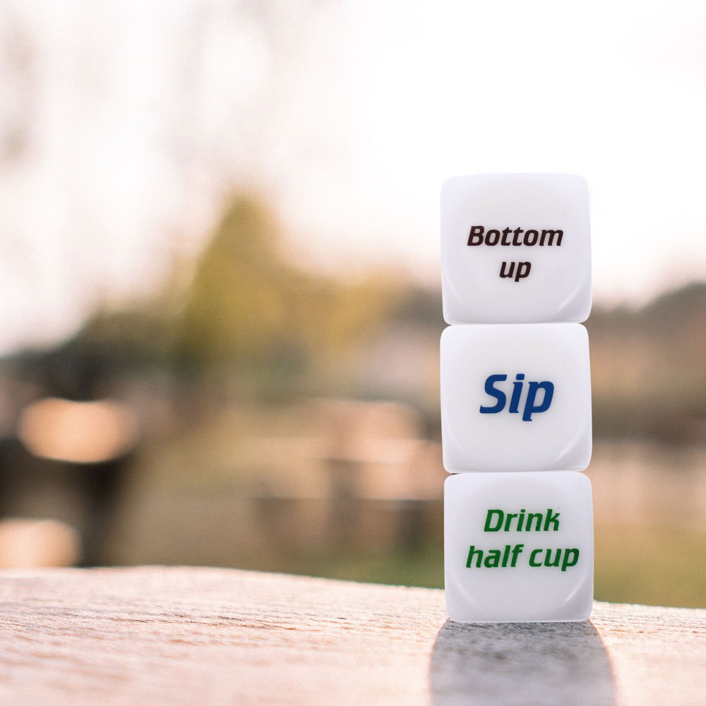 Drinking Dice Stylish Durable Portable Game Rolling Dice Adult Favor Dices Entertainment Dices