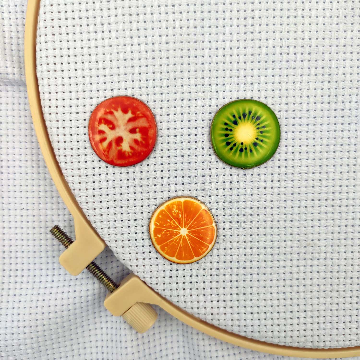 Aguja Minder magnética, juego de 3 agujas de fruta, soporte magnético para alfiler, punto de cruz, proyecto de bordado, buscador de agujas DIY, costura
