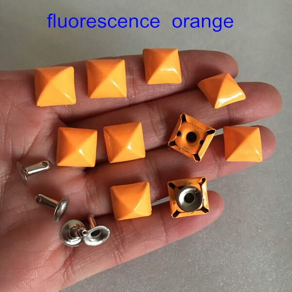 Jeux de 100 clous de Rivet peints | Clou à Rivet carré, pointe à Rivet pyramide ronde avec Base, Rivet pour vêtements, bricolage, choisir vos couleurs, 12*12mm: fluorecence orange