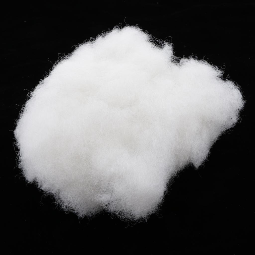 Vaskbart fyldmateriale i polyesterfiber til bamsepude