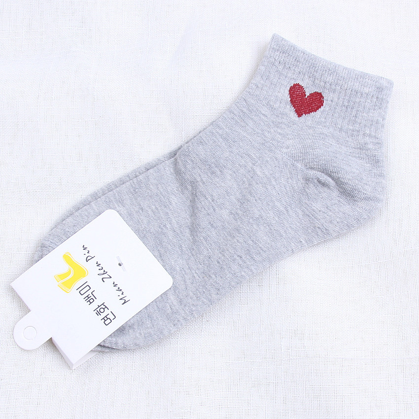 Moda Harajuku kobiety długie skarpetki bawełniane skarpety sportowe japońnarty nowość kocham serce wzór skarpetki Hiphop trwała bawełna fajne skarpetki: C