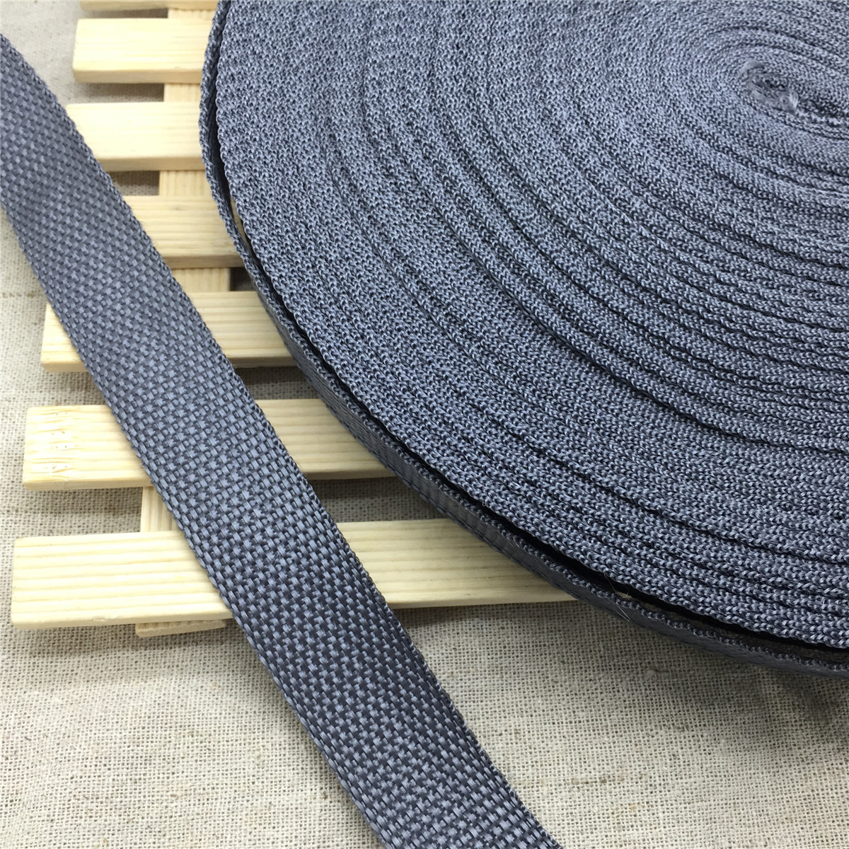 10 Yards/Roll 30mm Wide Strap Nylon Webbing knapsack Strapping Bags Crafts: Gray