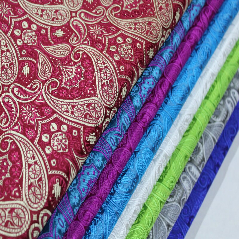Largeur 29 pouces Bricolage Cos Chinois Robe kimono Damassé Tissu Jacquard Brocart En Soie Imitation Vêtements Tissu Pipa