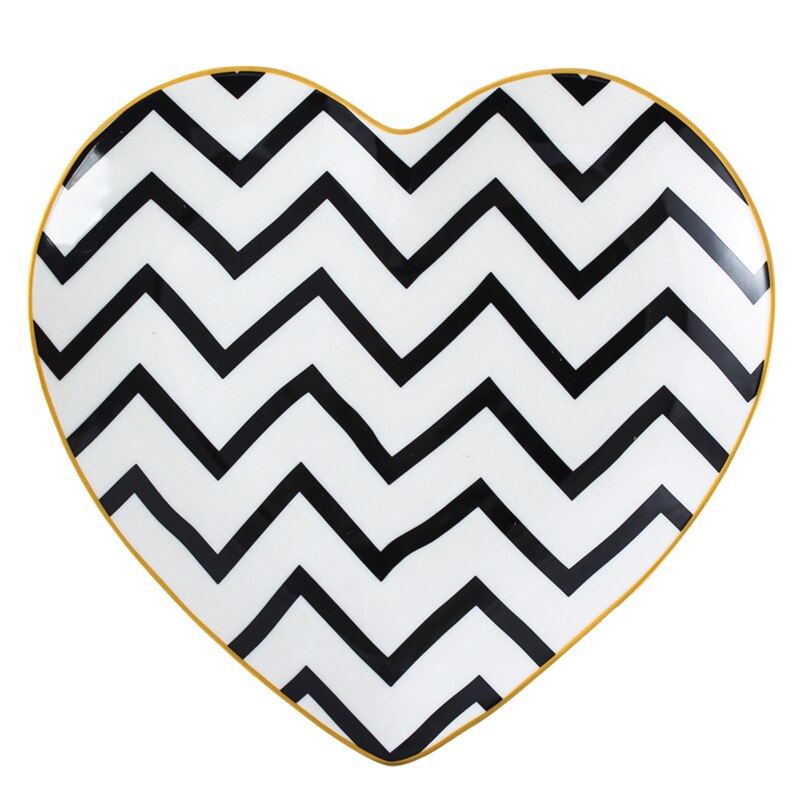 nordycki ceramika talerz czarno-biały w kształcie serca talerz śniadaniowy owocowy talerzyk deserowy zastawa stołowa suszony talerz na owoce ZM803