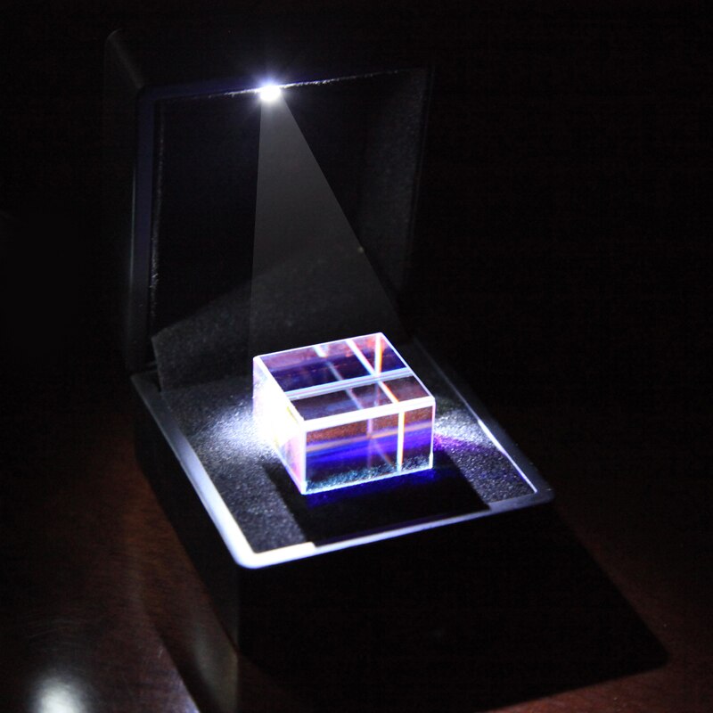 Prisme de couleur cube lumineux expérience d'enseignement lentille optique prisme pyramide aurore cabine - Chine Optique, Pyramid Aurora Hut Prisme de couleur cube lumineux expérience d'enseignement lentille optique prisme pyramide aurore cabine - Chine Optique, Pyramid Aurora Hut
