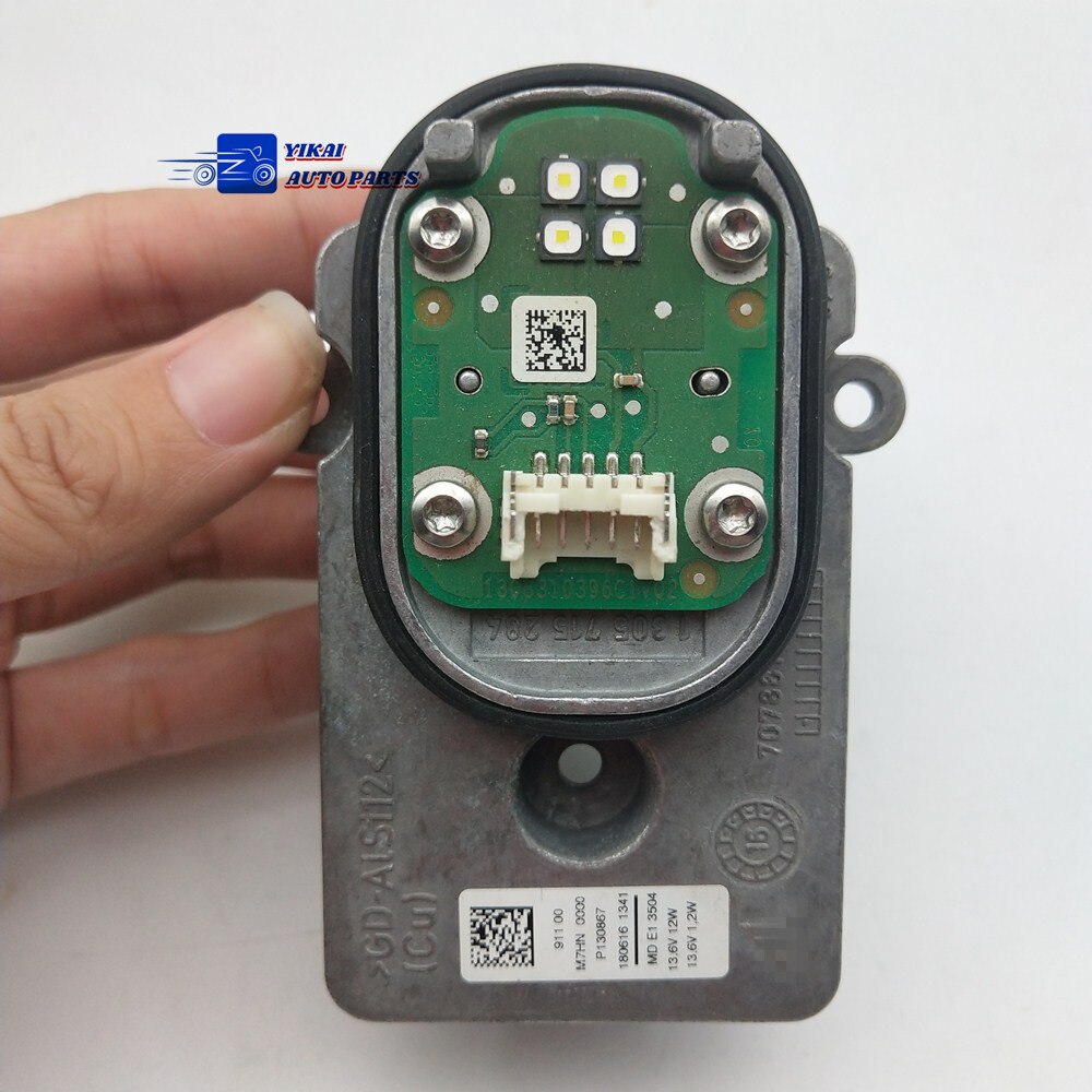 1305715284 Original DRL Daytime Running module LED unit A2059060601 FOR Mercedes C S Class W205 C300 C350 C400 C63 W156