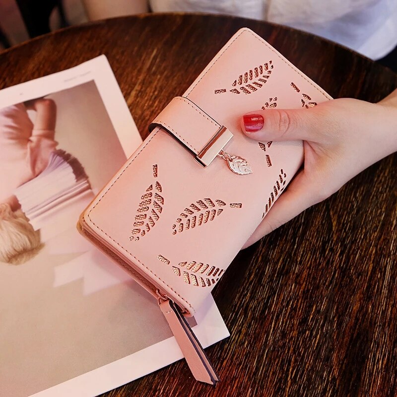 Vrouwen Portefeuilles Pu Lederen Portemonnees Vrouwelijke Lange Portefeuilles Gold Hollow Bladeren Pouch Handtas Voor Vrouwen Portemonnee Kaarthouders Clutch