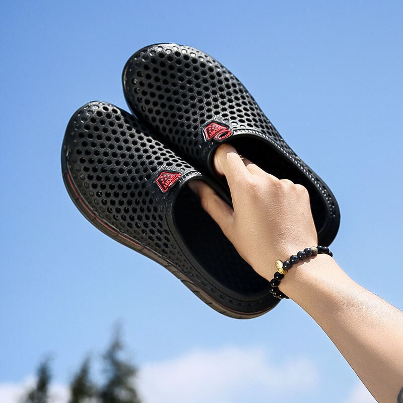 Originele Klassieke Klompen Tuin Slippers Water Schoenen Mannen Zomer Strand Aqua Slipper Outdoor Licht Gewicht Sandalen Tuinieren Schoenen