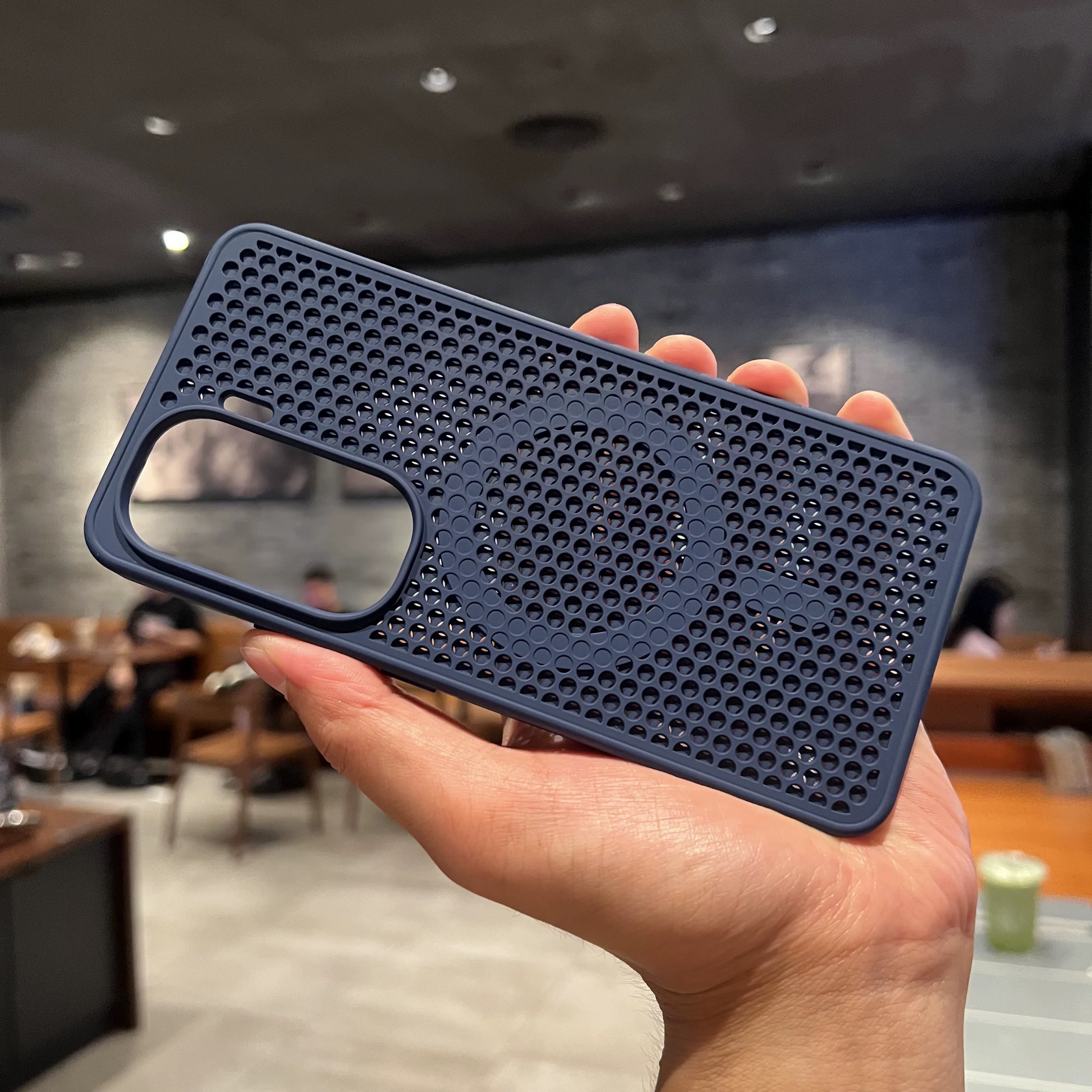 Magnetic Case For IQOO Neo 10 Pro Honeycomb Heat Dissipation Breathable Wireless Charging Back Cover For IQOO Neo 10 Pro Bumper: Blue / For iPhone 16 Pro Max