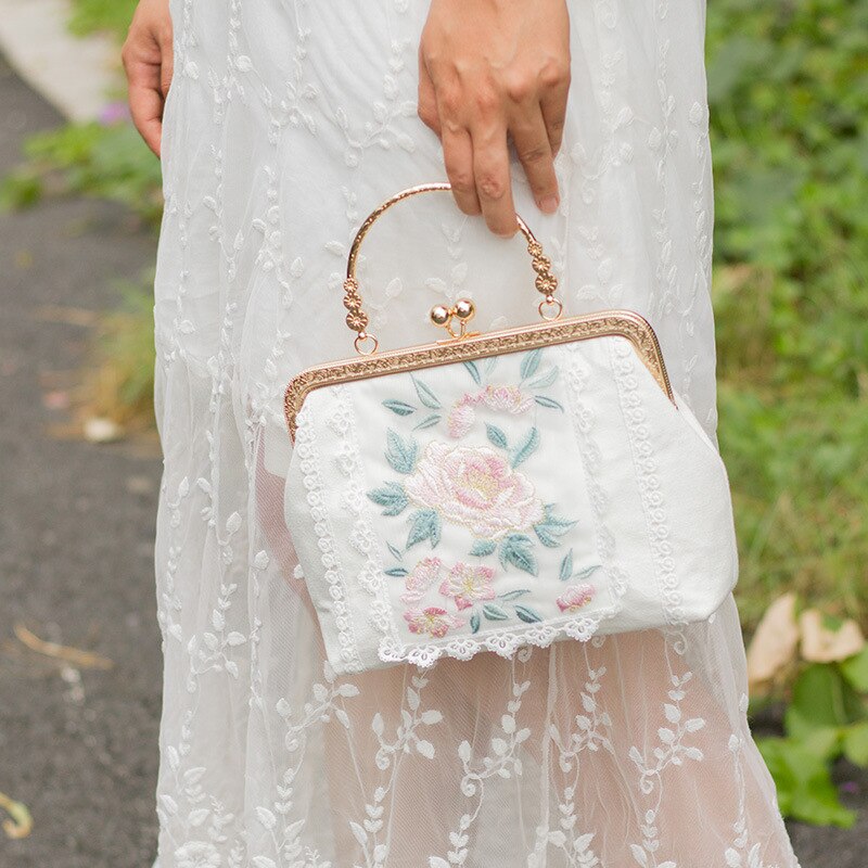 Vrouwen Bloemen Borduren Clutch Tassen Keten Schoudertas Dame Handgemaakte Kant Cover Kisslock Messenger Crossbody Bag