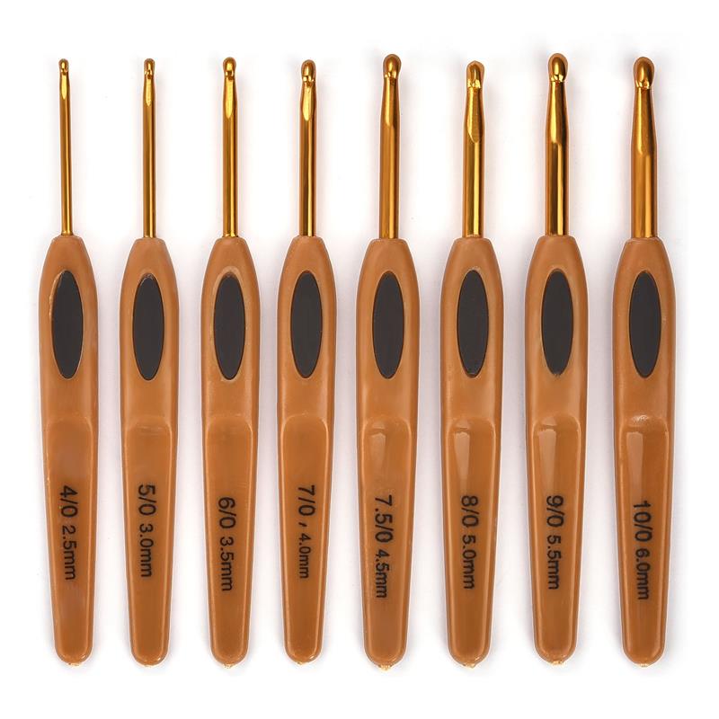 8 Uds. Tamaño mixto 2,5mm-6mm gancho de ganchillo tejido de punto hilo artesanía aguja de tejer mango de plástico ganchos de tejer agujas herramientas de Navidad: Verde militar